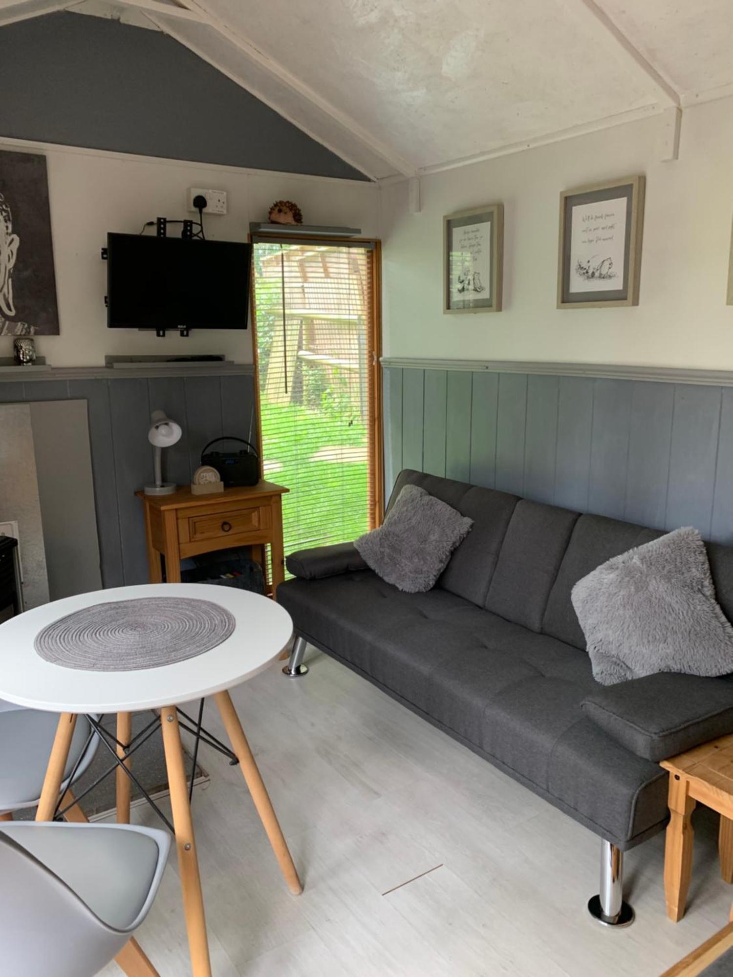 Hedgehog Lodge Colwall Экстерьер фото